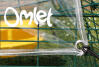 Nærbillede af Omlet klart dæksel og bungee-snore på en Eglu Cube hønsegård