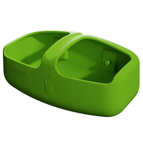 Green Eglu pro og Eglu Cube chicken drinker designet af Omlet