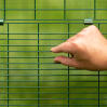 Nærbillede af stor Eglu Cube hønsegård